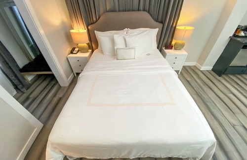 DeLand Hotel | Artisan Villas Downtown Deland