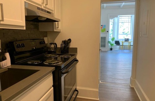 Downtown Baltimore Apartment | Artist Chateau Near Baltimore Symphony