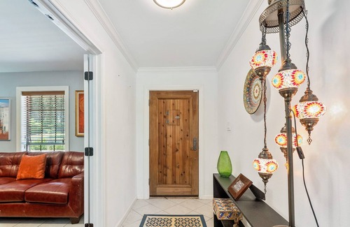 Onion Creek Meadows House | Artist's Paradise | 3BR w/Country Setting on Creek