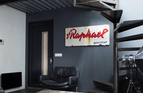 Montreuil Apartment | Artist's studio/Duplex loft near Croix de Chavaux metro station