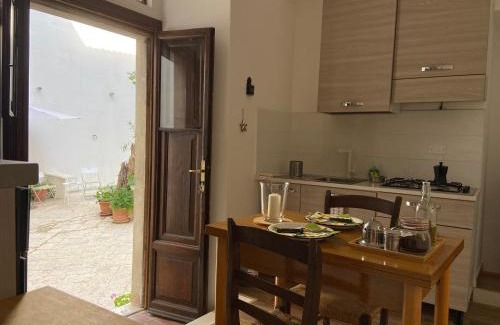 Fontecchio Apartment | Artist Studio Apartment at Palazzo Galli