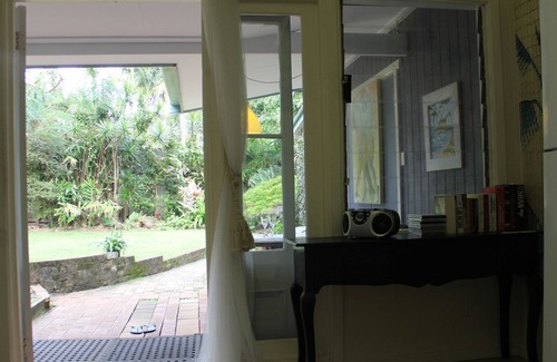 Byron Bay Cottage | Artist Studio Cottage