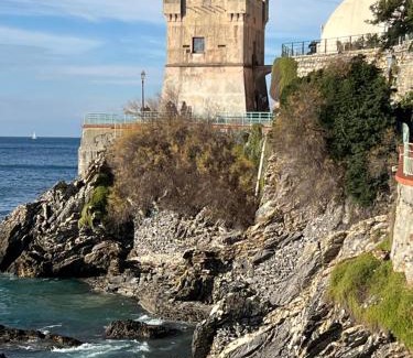 Nervi Apartment | Artista - 10 min stazione