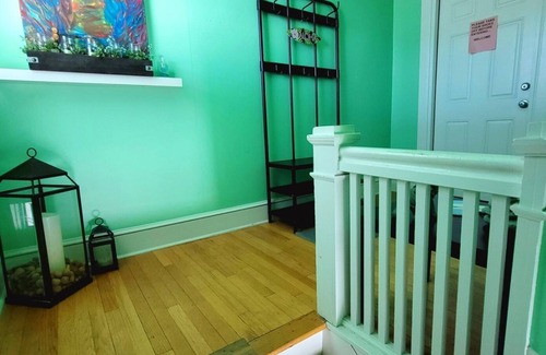 Lyons Apartment | Artistic/Boho and Cozy Space