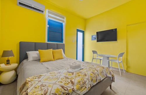 Sagrado Corazon Apartment | Artistic & Cozy Garden Studio in Santurce MM10