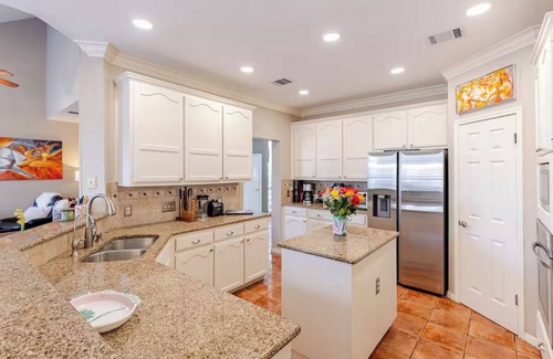 Round Rock House | Artistic home in prime location!