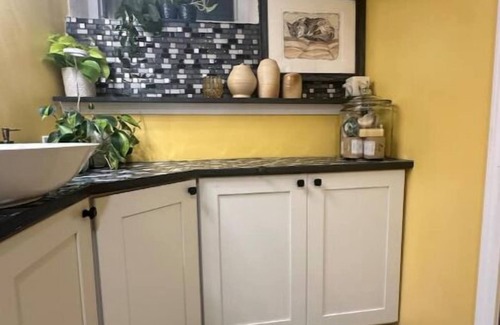 Kingfield House | Artist’s Basement Studio