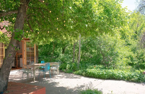 Downtown House | Artists Downtown Garden Haven - Go to Pearl Street Mall and wander