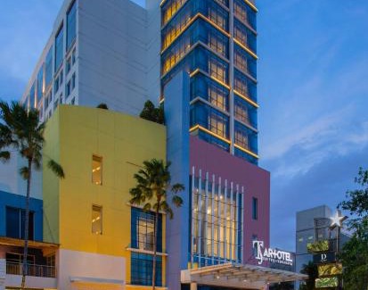 Wonokromo Hotel | ARTOTEL TS Suites Surabaya