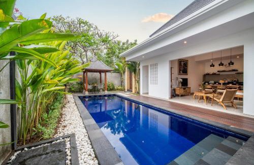 Seminyak Villa | Arts Biyu Villa Two-Bedroom with Private Pool Kuta
