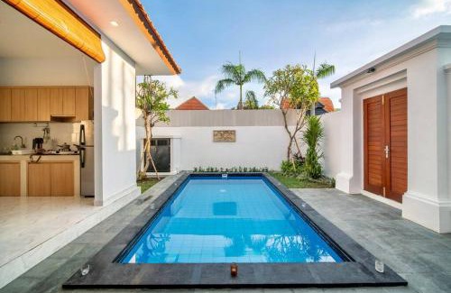 Kerobokan Villa | Arts Tamansari Villa Two-Bedroom Private Pool Kuta