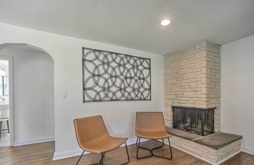 Whitesboro House | Artsy Upstate Getaway w/ Huge Private Yard!