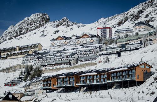 Pradollano Apartment | Arttysur Lux - Best 4 BDRM Villas in Sierra Nevada