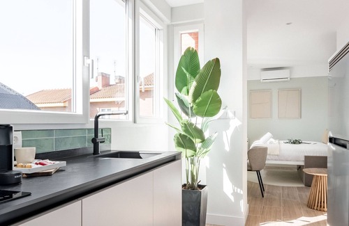 Ciudad Lineal Hotel | Arturo Soria Stays by Charming