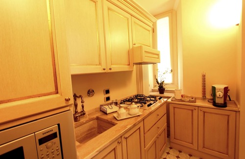 Santa Maria Novella Apartment | ARTWORK APARTMENT IN FLORENCE CITY CENTER