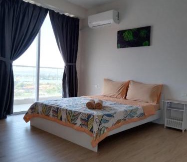 Tanjung Aru House | ARU SUITE Spacious Sea & Sunset View Home 10pax with Private Parking
