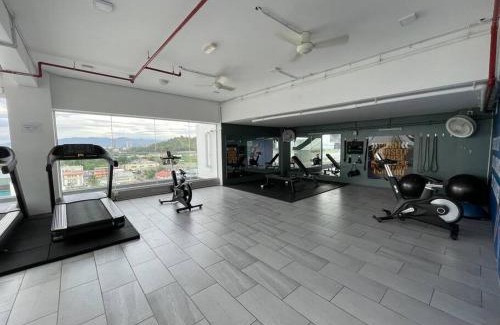 Tanjung Aru House | ARU SUITE Spacious Sea & Sunset View Home 10pax with Private Parking