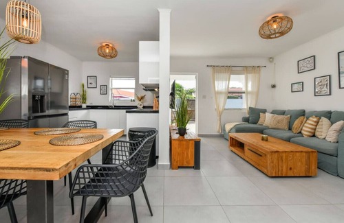 Bubali House | Aruba Dushi Casa + Studio minutes to Eagle Beach !