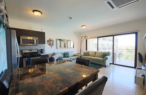 Washington Apartment | Aruba Stop by The Stop Club | Premium one - bedroom apartments