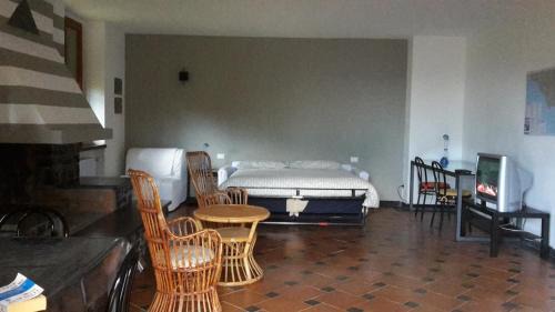 Vernazza House | Arvasia