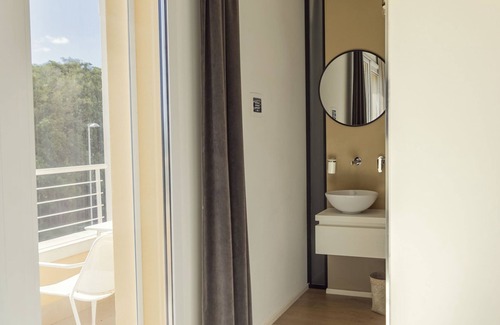 Poetto Apartment | Arveskida Suite Comfort Flat near Poetto Beach