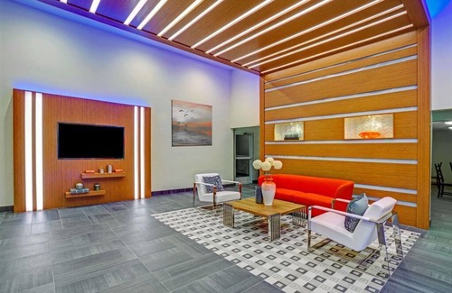Farmers Branch Hotel | Arya Inn & Suites Farmers Branch