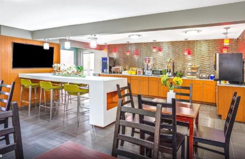 Farmers Branch Hotel | Arya Inn & Suites