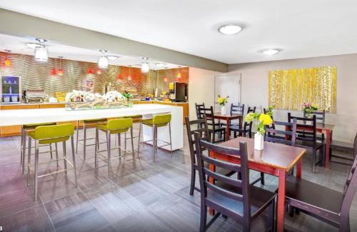 Farmers Branch Hotel | Arya Inn & Suites