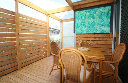 Crescent Head House | AS NEW ECO-FRIENDLY TOWNHOUSE
