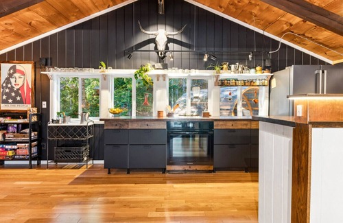 Intervale House | As Unique as they come!