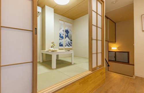 Taito Villa | Asakusa Cozy Japanese House with Tatami & Projector, 5min to Station