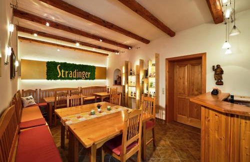 Stratzing House | Asbacher Klosterkeller