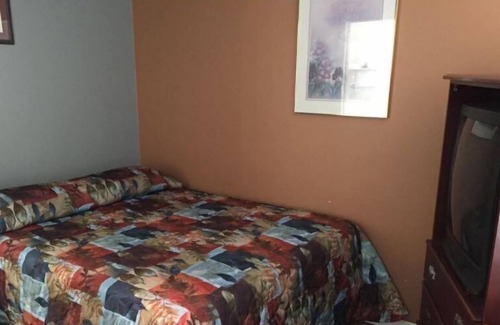 Ashern Hotel | Ashern Motor Hotel