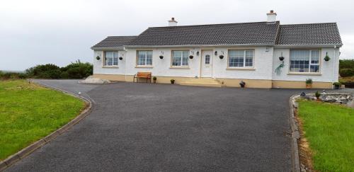 Ardara Bed & Breakfast | Ashling House B&B, Ardara on Wild Atlantic Way F94T6N7