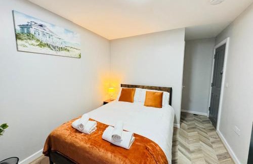 Ashton-under-Lyne House | Ashton-U-Lyne Private Ensuite room near Station