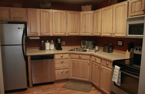 Gardiner Cabin | Aspen Cabin Near Yellowstone - Horse Rides, Zip Lining, Rafting, Hiking