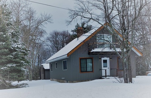 Grand Marais House | Aspen House - Stunning 4 Bedroom A-Frame