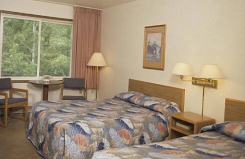 Grand Marais Hotel | Aspen Inn