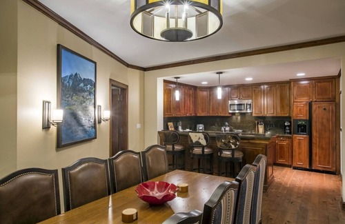 Aspen Condo | Aspen Ritz Carlton 3 Bedroom Residence