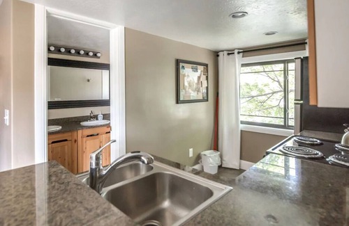 Franklin Apartment | Aspenwood Manor- Aspenwood Manor- Downtown Bavarian Beauty