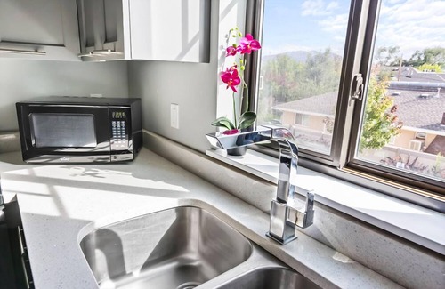 Timp Hotel | Aspenwood Manor