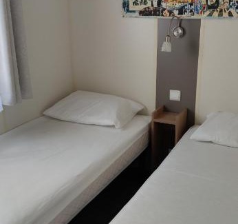 Coulanges Other | Assist' Mobil Home 406 - Mobil home 3 chambres dressing