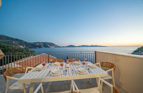 Frourion Apartment | Assos Rockshore Villa by the sea