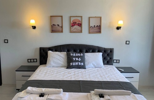 Behram Bed & Breakfast | Assos taş konak