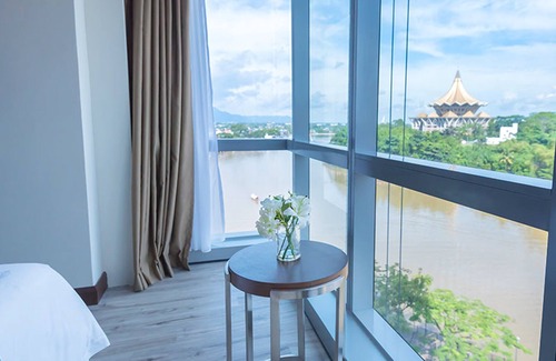 Kampung Surabaya Hotel | Astana Wing - Riverside Majestic Hotel
