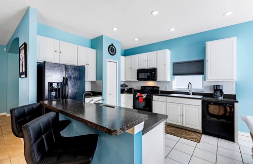Crescent Lakes House | Aster Cove