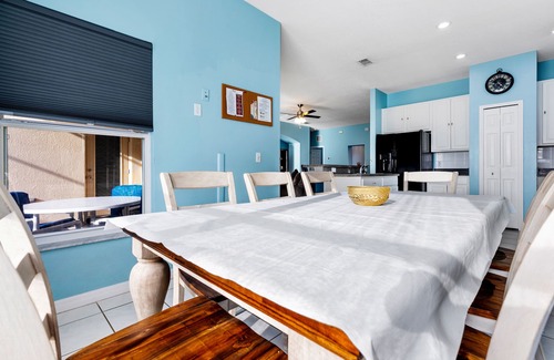 Crescent Lakes House | Aster Cove