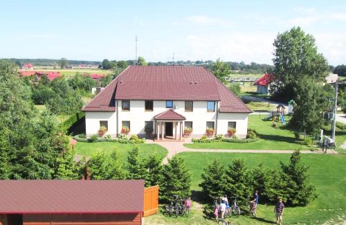 Wicie Resort | Asterix,Obelix domki i pokoje gościnne