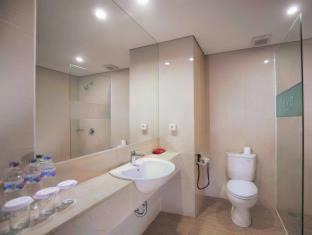 Losari Hotel | Aston Inn Pantai Losari Makassar