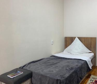 Osh Bed & Breakfast | Astoria B&B